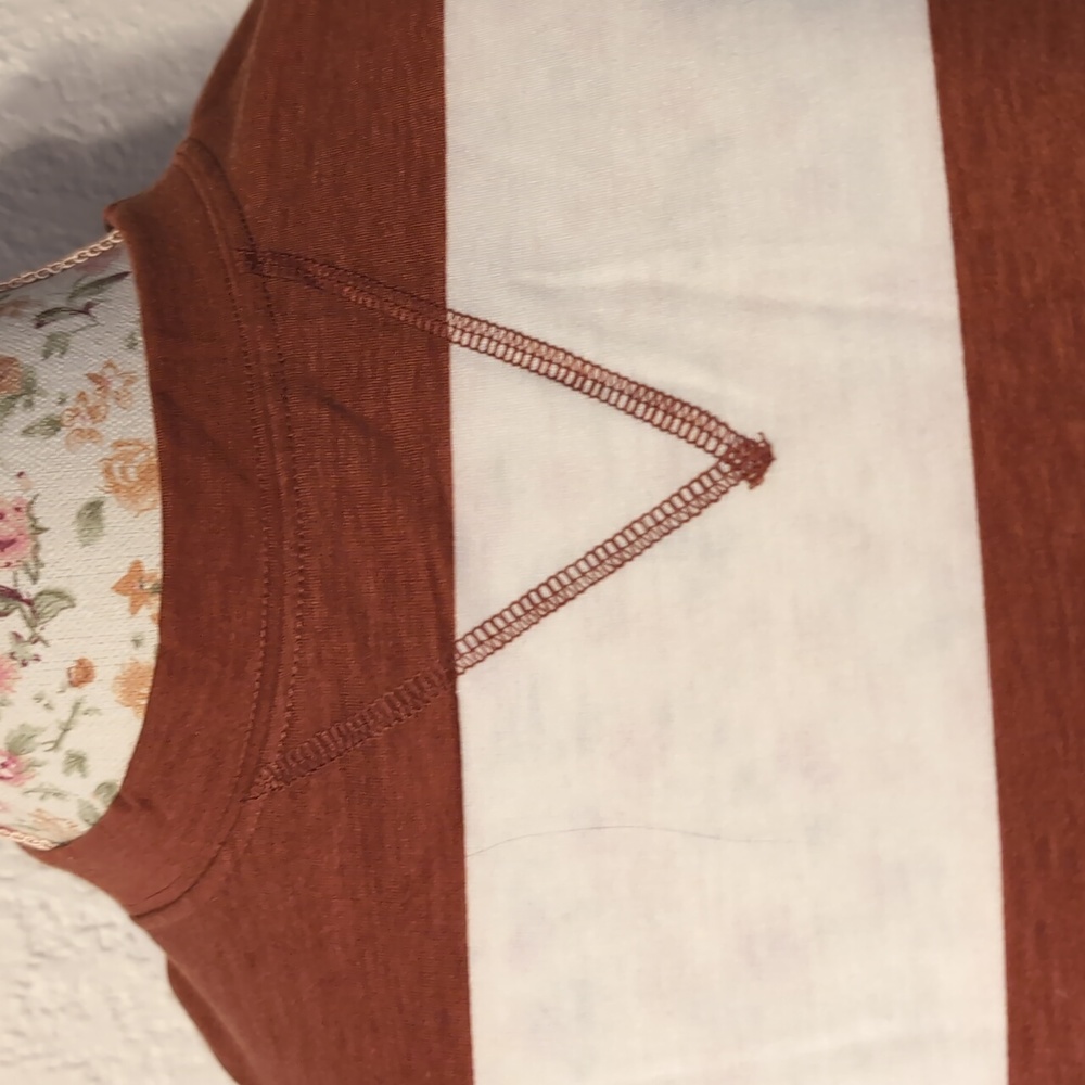 Brown stripe high low tunic - Picture 4 of 5